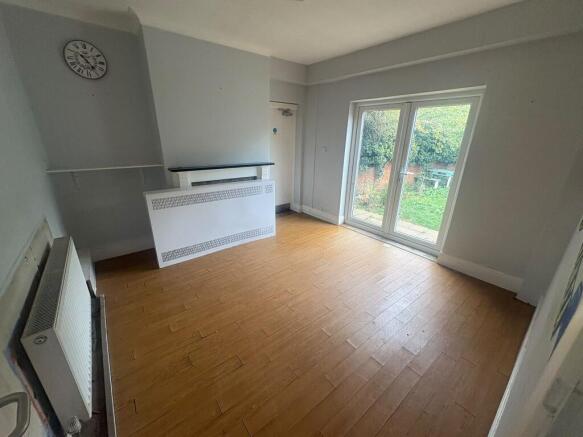 Winifred Road, Bedford photo 3