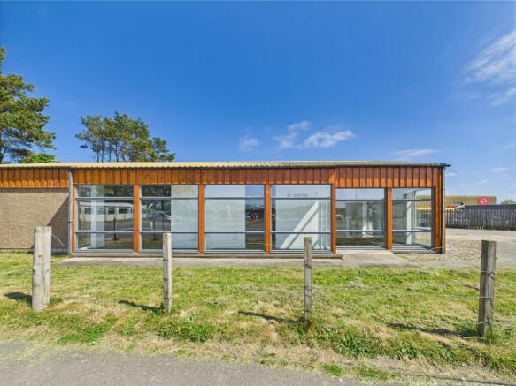 CAM03481G0-PR0099-STILL005