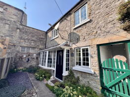 2, Wedgewood Cottages Grove Square, Market Place, Leyburn DL8 4NS