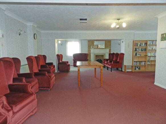 RESIDENTS LOUNGE