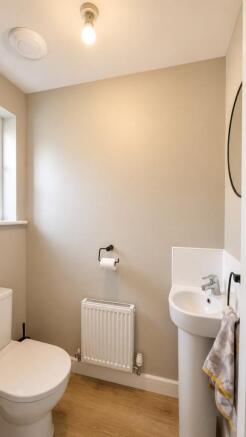 2 bed Town House for sale Image 7