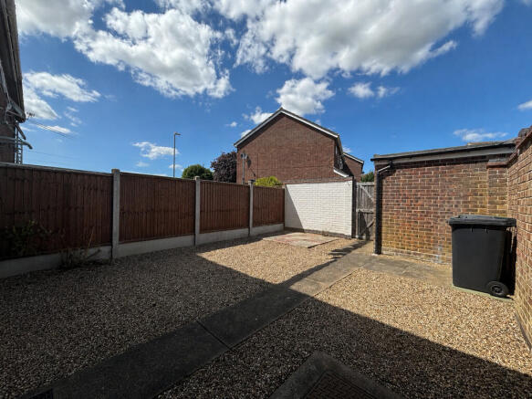 Parkland Drive, Bradwell, Great Yarmouth photo 4