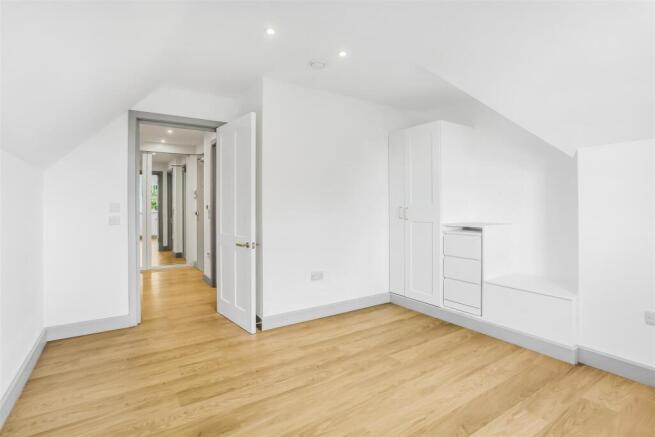 1685129273 - F6 -2.jpg