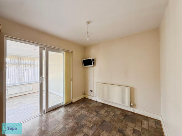 3 bed Semi-Detached for sale Image 6