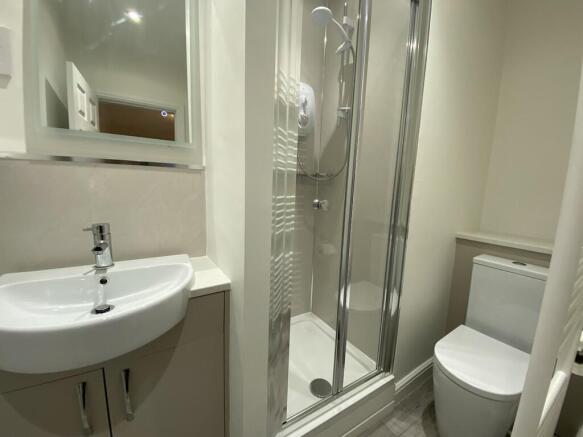 Master Ensuite