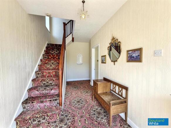 4 bed Semi-Detached for sale Image 11