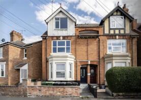 Second Floor Flat, 81, Burford Road, Evesham WR11 3AG