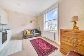 Flat 9, 22, Pembridge Gardens, London W2 4DX