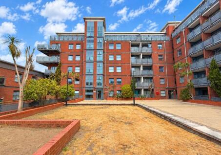 Flat 27 Butterfield House, Berber Parade, Charlton, London, SE18 4GA