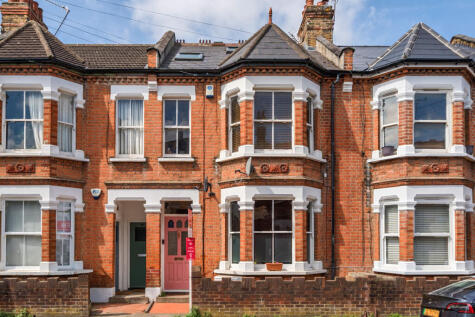 Mafeking Avenue, Brentford, London, TW8