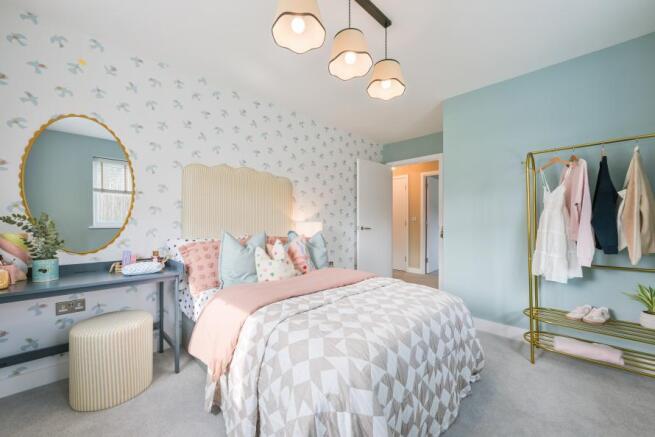 House in Wokingham - More