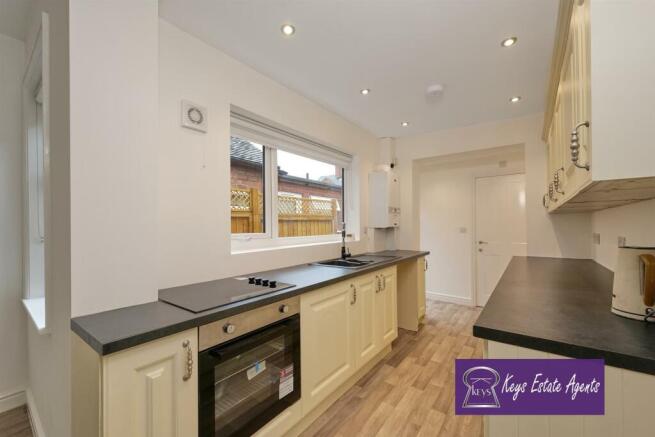 Kitchen 1.jpg