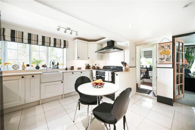 Kitchen/Dining Area
