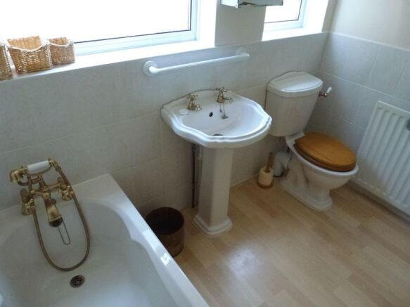 Photo 10