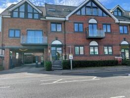 14, 77 Medley Court, Woodside Road, Amersham HP6 6FY