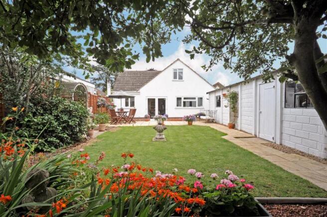 55 Whitnash Road fpz
