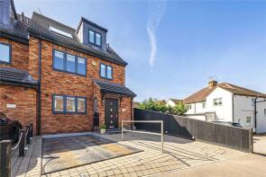 Moorlands, Roughdown Road, Hemel Hempstead HP3 9AX