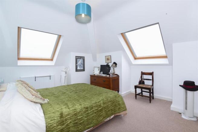 Bedroom1.jpg