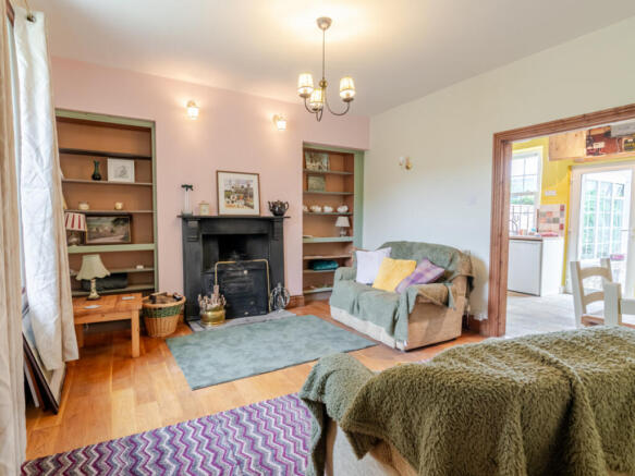 2 bed Cottage for sale Image 4