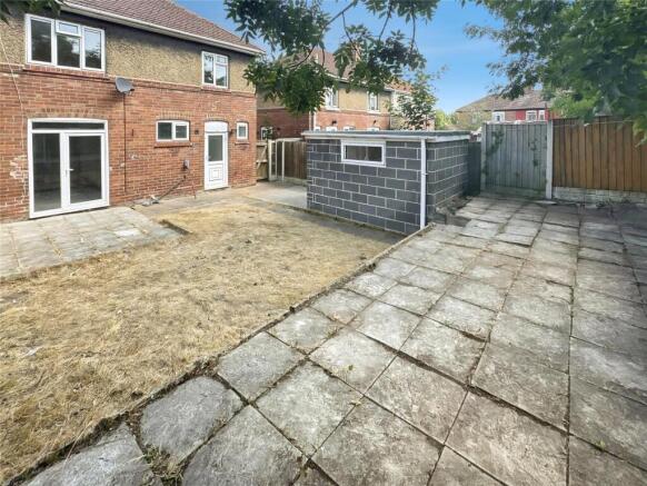 3 bed End of Terrace to rent Image 6