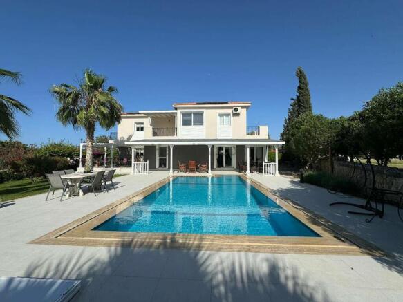 Luxury Villa in Bellapais: A Harmonious Blend of Elegance and Tranquility Image 9999