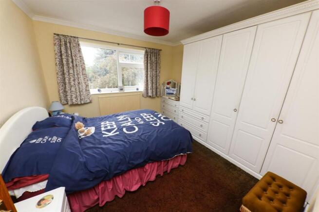 4 bed Detached for sale Image 12