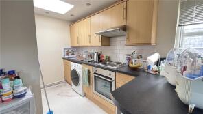 Flat 6, 185, Lynchford Road, Farnborough GU14 6HD