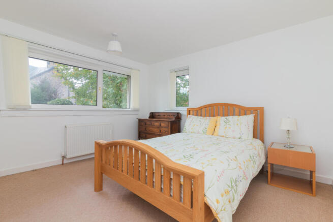 2a cross road Paisley-23