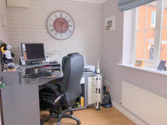 Photo 8