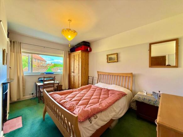 3 bed Semi-Detached for sale Image 11