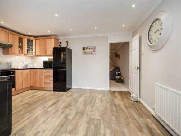 108StMargaretsGardens-31.jpg
