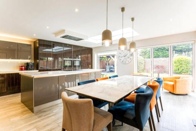 Kitchen/Dining