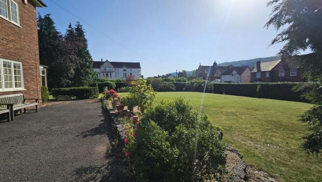 17 Watling Street South, Church Stretton, Shropshire photo 4