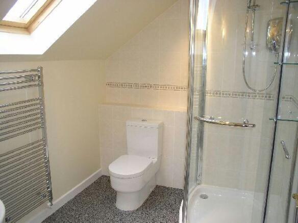 En -Suite Shower Roo