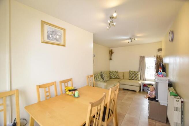 Living/Dining Area