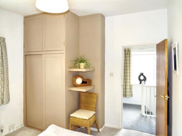 Photo 12