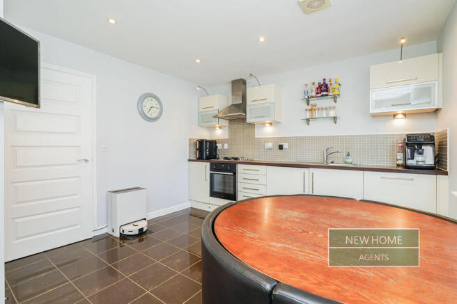 4 bed End of Terrace for sale Image 4