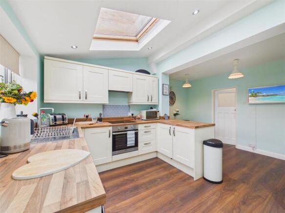 2 bed End of Terrace for sale Image 5