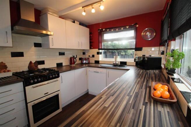 kitchen main.JPG