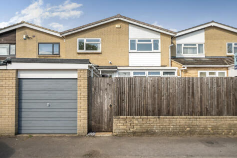 Buckles Close, Cheltenham, GL53