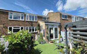 48, Winston Crescent, Brackley NN13 7DZ