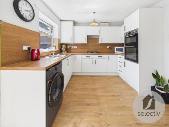 2 bed Semi-Detached for sale Image 6