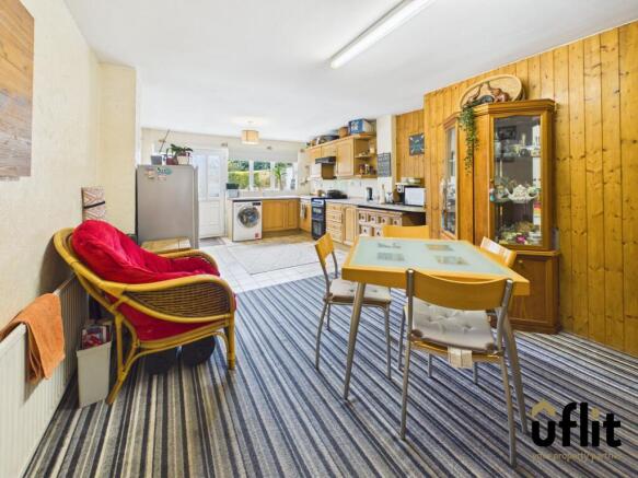 3 bed Terraced for sale Image 8
