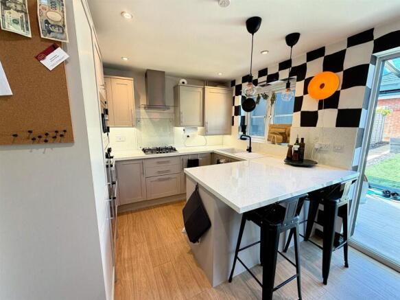 kitchn 2.jpeg