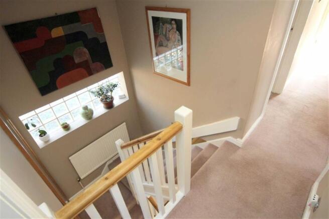 FIRST FLOOR LANDING