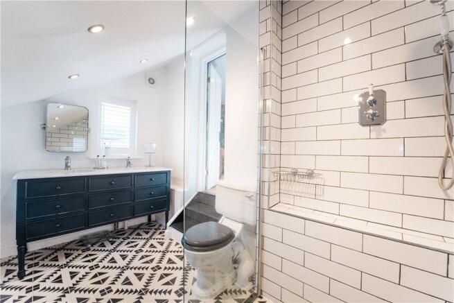 En Suite Shower Room
