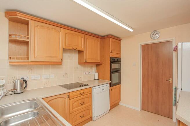 1 Park Close (9).jpg