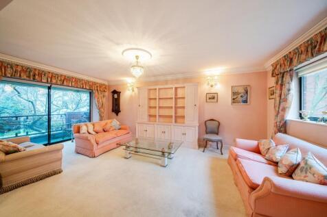 Spencer Close, London, N3