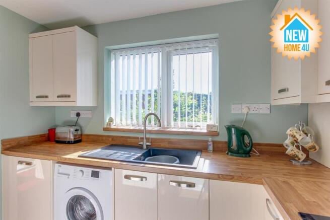 KITCHEN:
