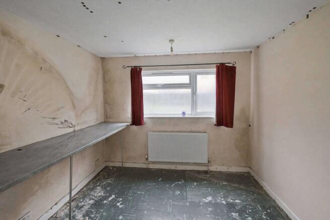 Ground Floor Flat, 1 Charles Court, Forest Hills Drive, Southampton, SO18 2FY